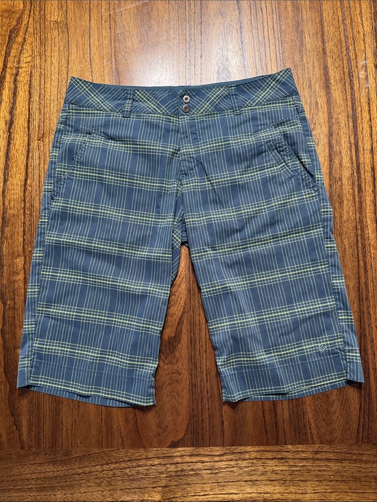 Columbia Pants - Women’s Columbia Golf Shorts Size 8